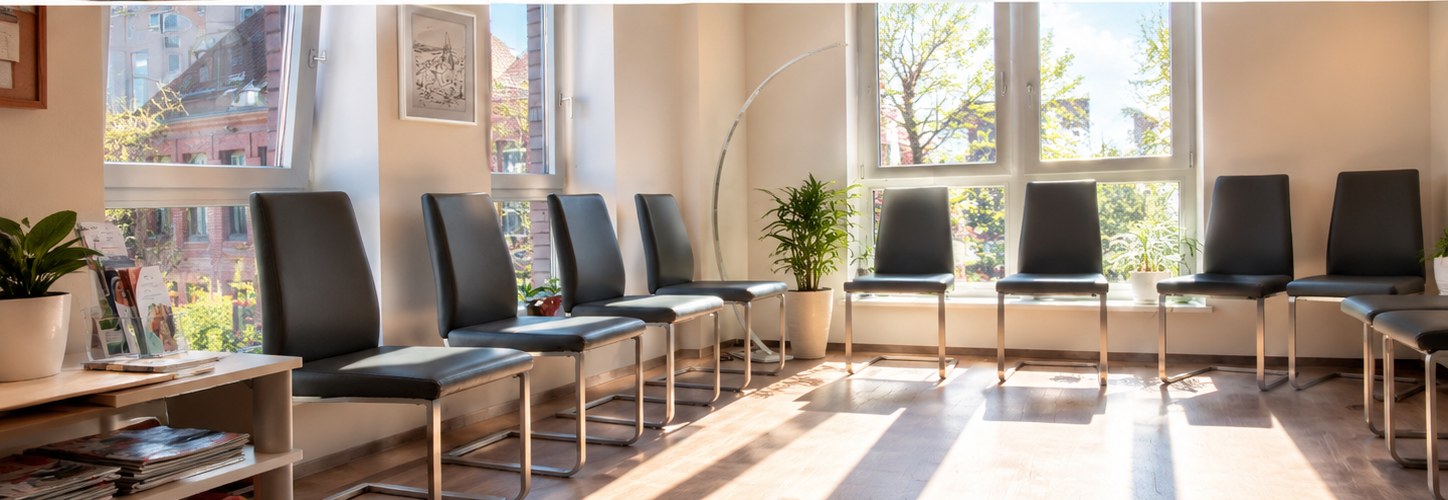 Wartezimmer einer unserer Hausarztpraxen